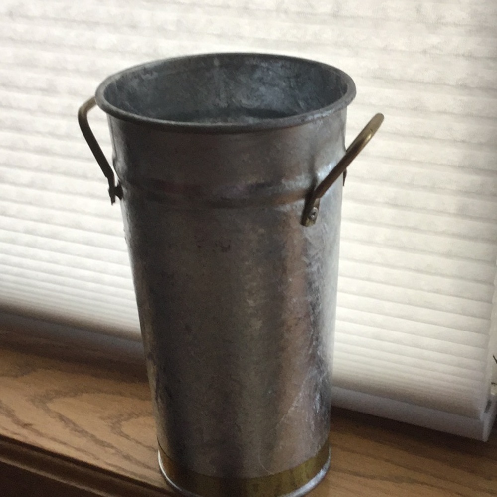 Pair of French Market Flower Vase